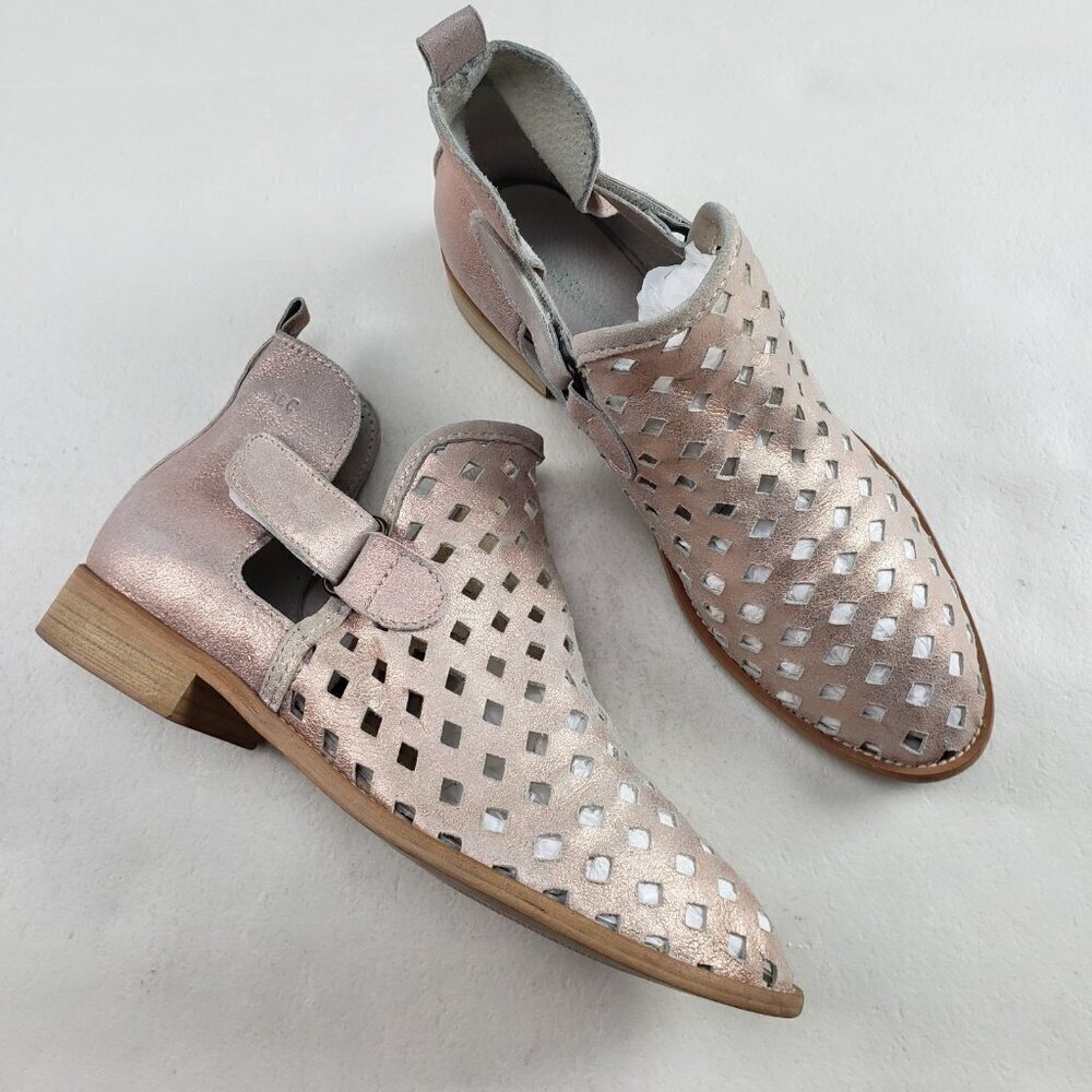 Musse & Cloud Caila Ankle Boot Women 9 Rose Gold Perforated Leather Spain Cutout